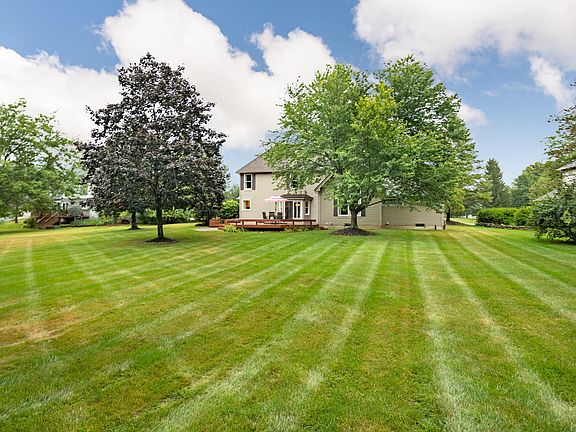 3rd image of 5972 Lohr Lake Dr