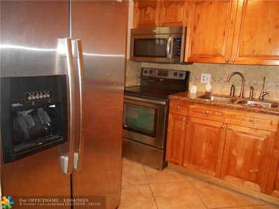 1000 Country Club Dr APT 109, Margate, FL, 33063