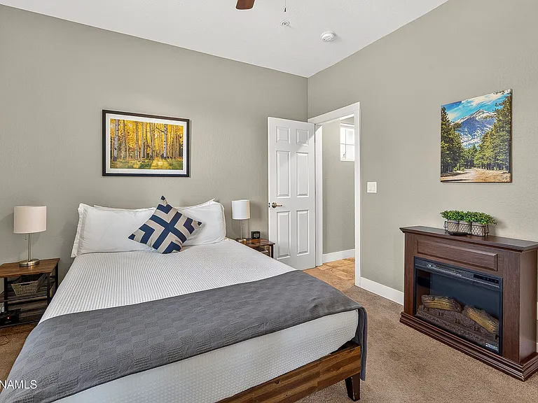 2561 W Cripple Creek Dr — Photo 16
