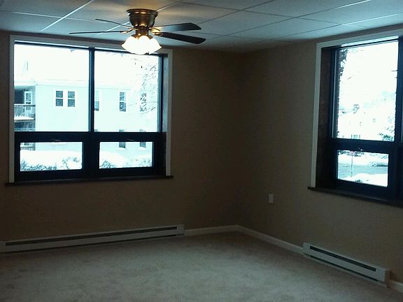 Apartment with all new windows, lots of natural light