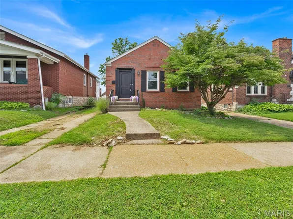 6300 Potomac St, Saint Louis, MO 63139