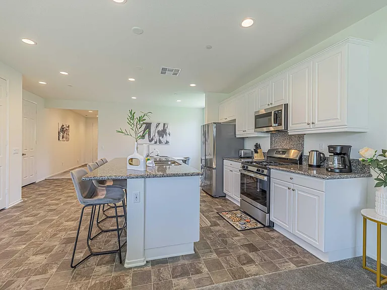 44149 Buckeye Ct — Photo 7