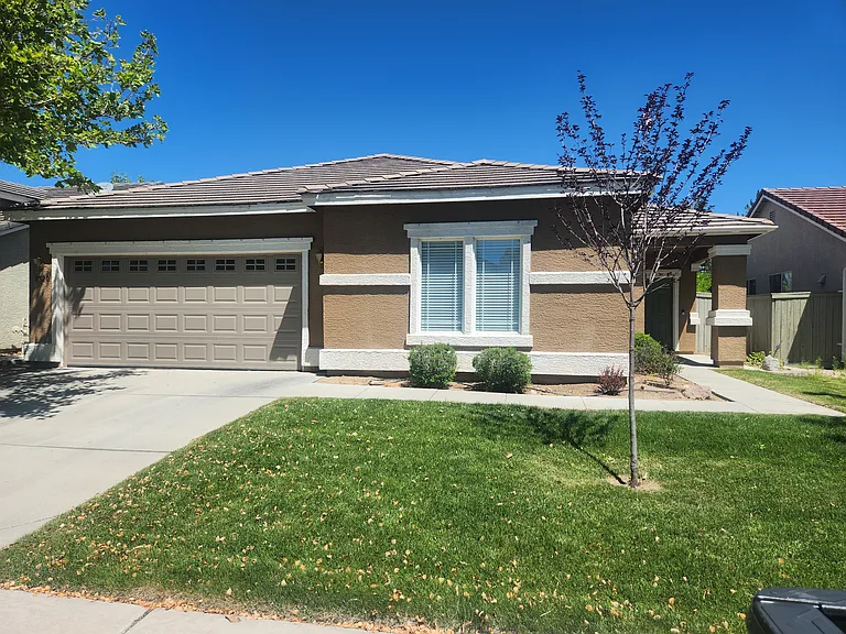 9520 Happy Canyon Dr — Photo 2