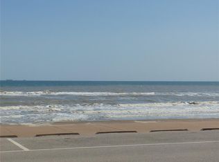 215 Post Office St APT 802, Galveston, TX 77550