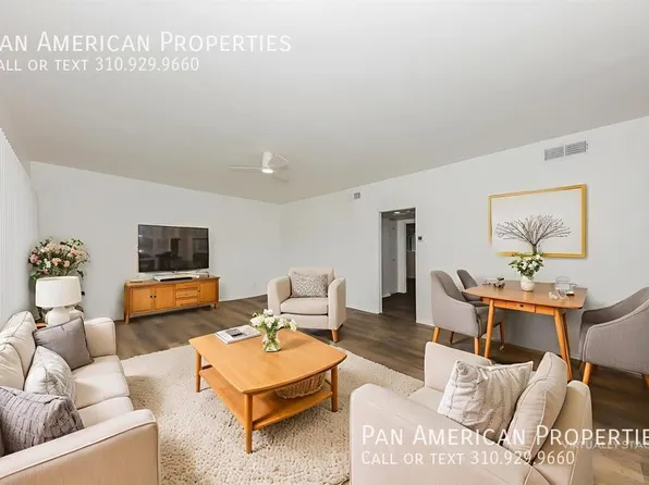 817 Riverside Pl APT 17, Palm Springs, CA 92264