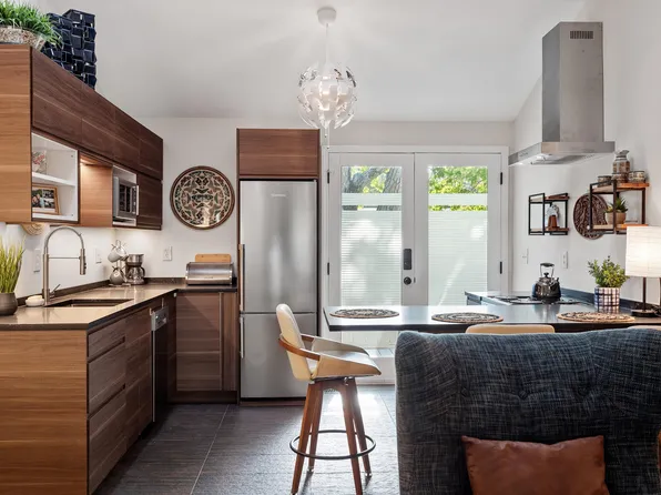 1941 Clark Ave APT 111, Raleigh, NC 27605