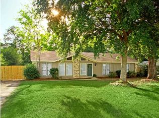 2375 Sky Vista Dr W, Semmes, AL 36575