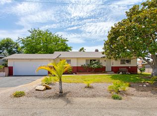 120 Terrace Ln, San Marcos, CA 92069