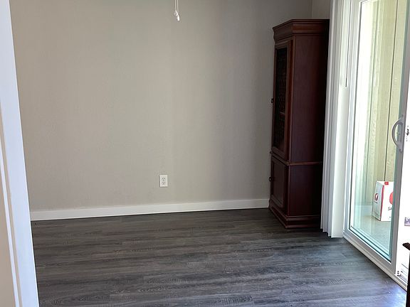 3rd image of 1191 Duchow Way APT A