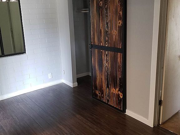 5th image of 8310 E Louise Dr
