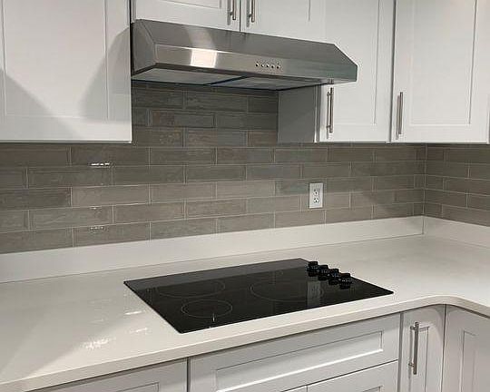 Brand new cooktop with new vent