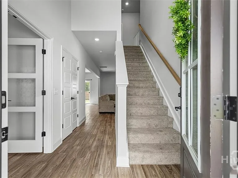 291 Timberlake Dr — Photo 5