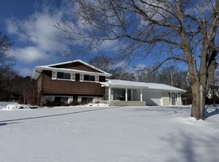 319 Oceana St, Oscoda, MI 48750