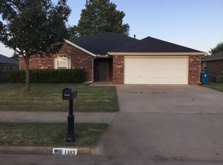 1103 SW Cabriolet St, Bentonville, AR 72712