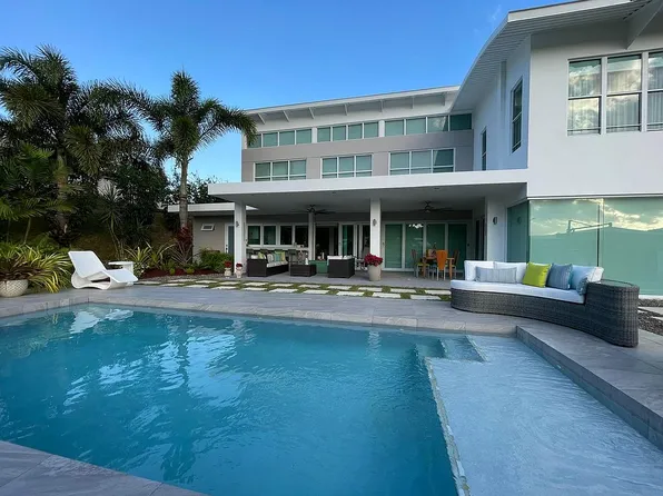 7 Mountain Vw, Guaynabo, PR 00969