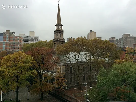 Rented by Compass | media 29