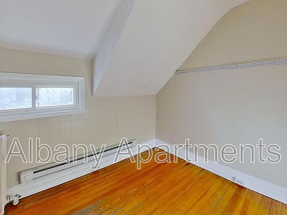 3rd image of 100 Ryckman Ave #2R