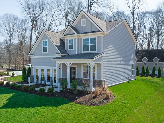3rd image of 446 Lacewing Ln