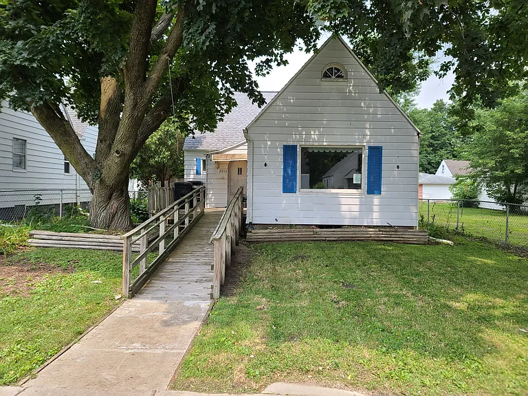 2913 Fredrickson St — Photo 10