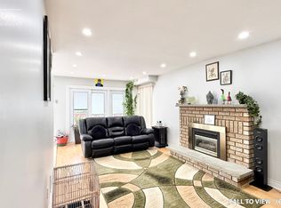 15 Lord Simcoe Dr #1, Brampton, ON L6S5G4