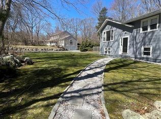 1007 Fish Hill Rd, Coventry, RI 02816