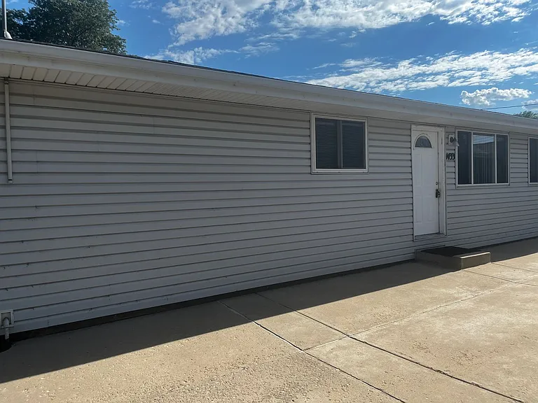 1433 Juliana Ct — Photo 1