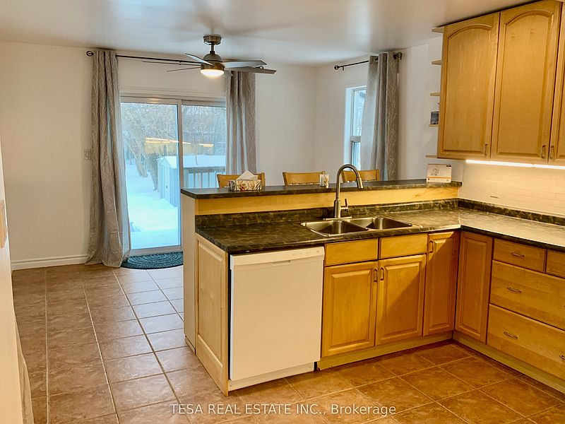Toronto House for rent - 4 Bedrooms — photo 14