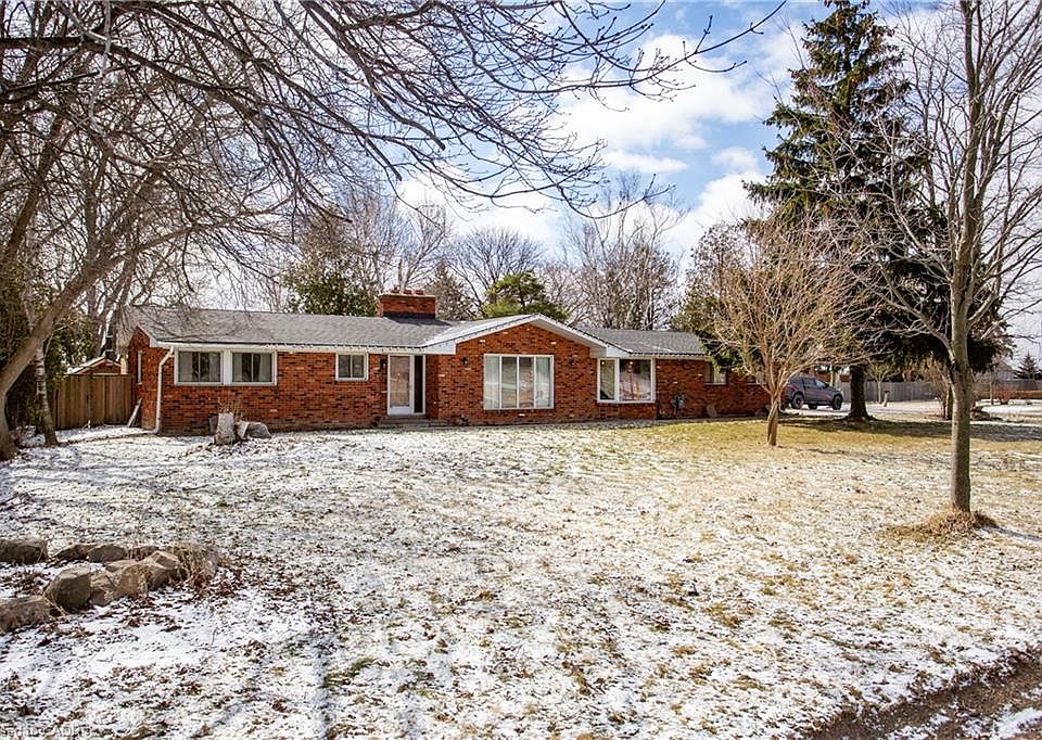 1st image of 548 Book Rd E