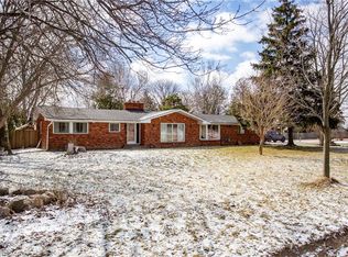 548 Book Rd E, Hamilton, ON L9G3L1