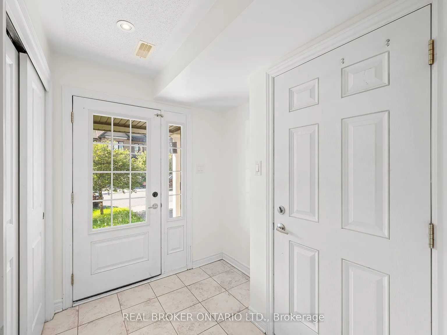 2 bed, $2,450 — Photo 3