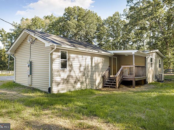 4th image of 171 Vaught Dr