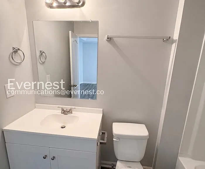 8631 Thomas Ln — Photo 20