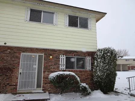 468 Smithridge Park photo 1