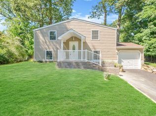 1 Sophomore Ln, Stony Brook, NY 11790