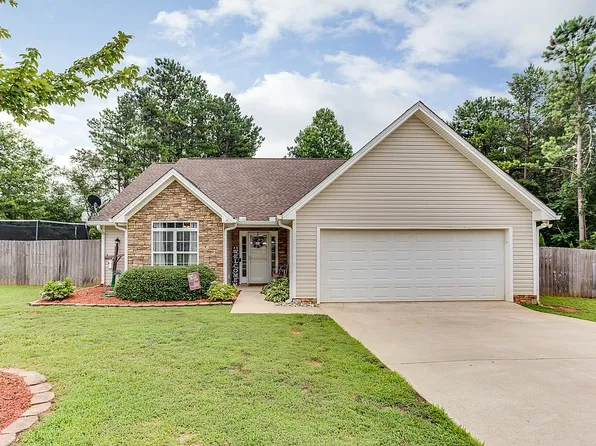 189 Millstone Dr, Commerce, GA 30529