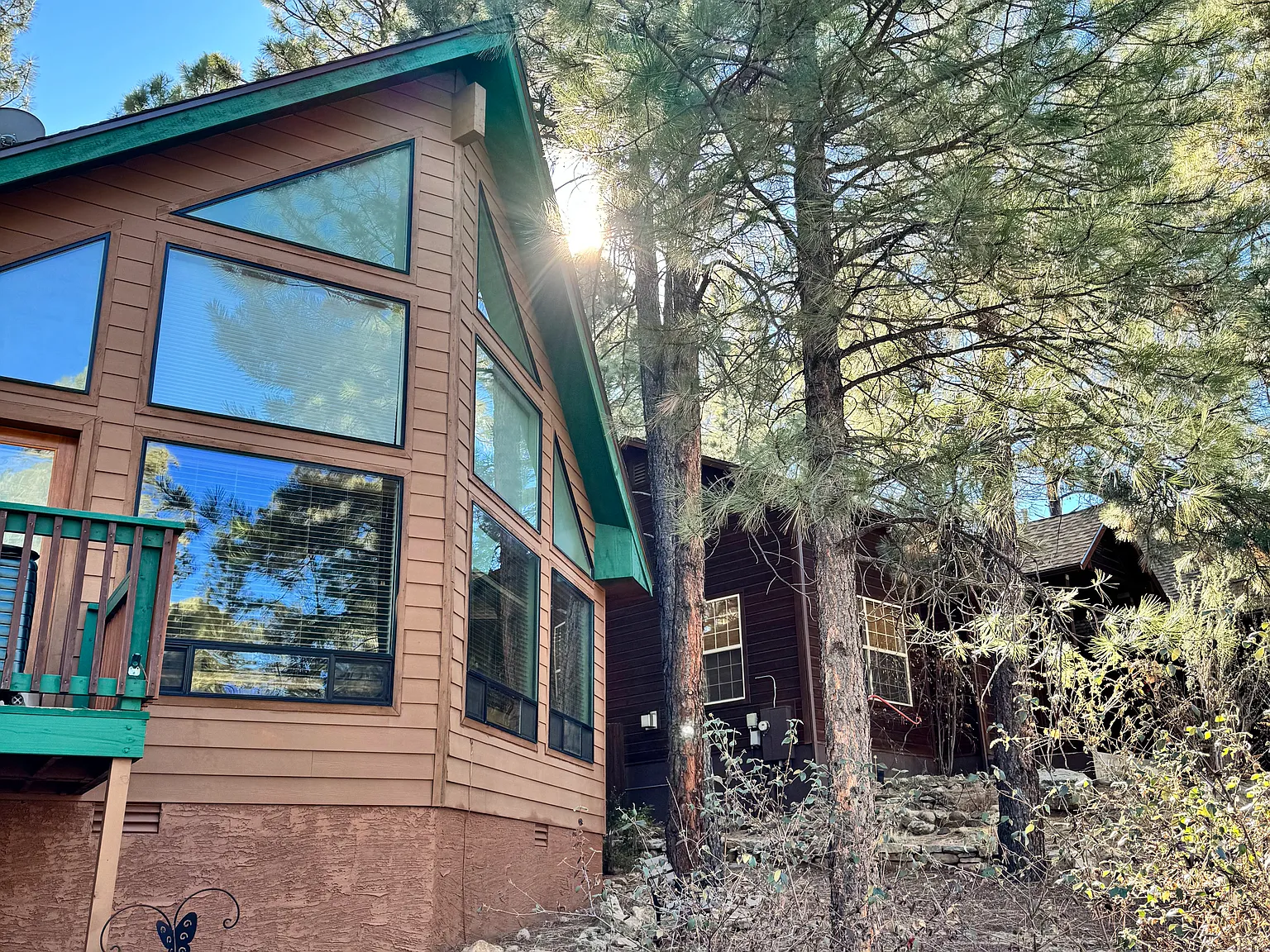 3 bed, 1900 sqft, $3,350 — Photo 1