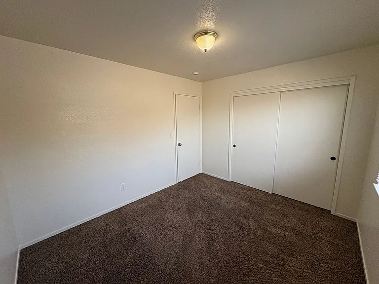 1257 W Olema Cir — Photo 20