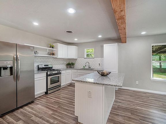 5th image of 4505 Highland Lake Dr