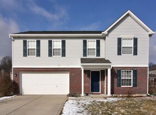 2376 S Wildflower Ln, New Palestine, IN 46163