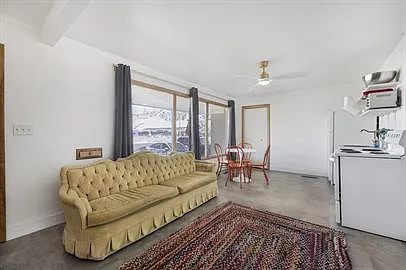 113 S Center St #2 — Photo 3