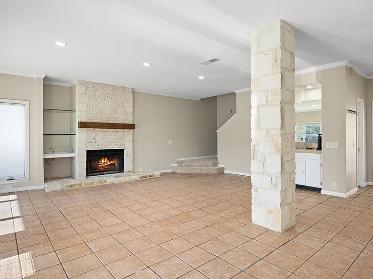 805 Loop 534 — Photo 13