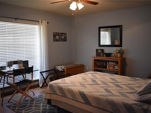 3rd image of 2208 Cypress Point Dr