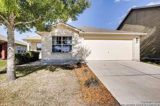 1st image of 320 Prickly Pear Dr