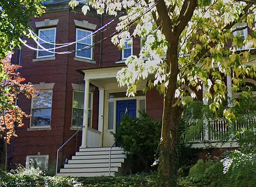 15 Colbourne Cres #3 Photo 1