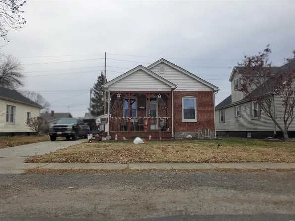 222 N 4th St, Dupo, IL 62239