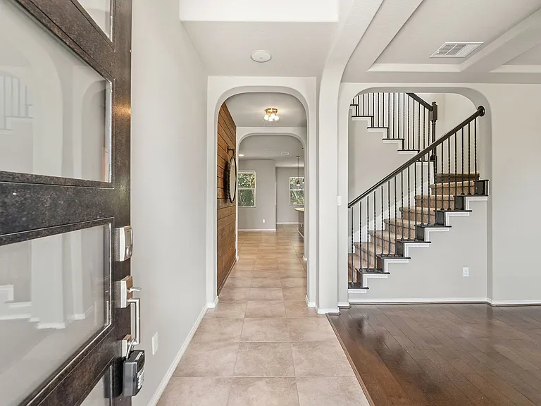 7312 Lookout Bluff Ter — Photo 4