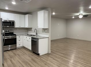 242 W 200th St S, Enterprise, UT 84725