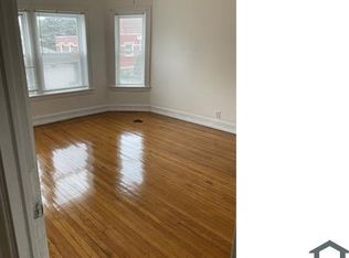 1739 E 78th St APT 1, Chicago, IL 60649