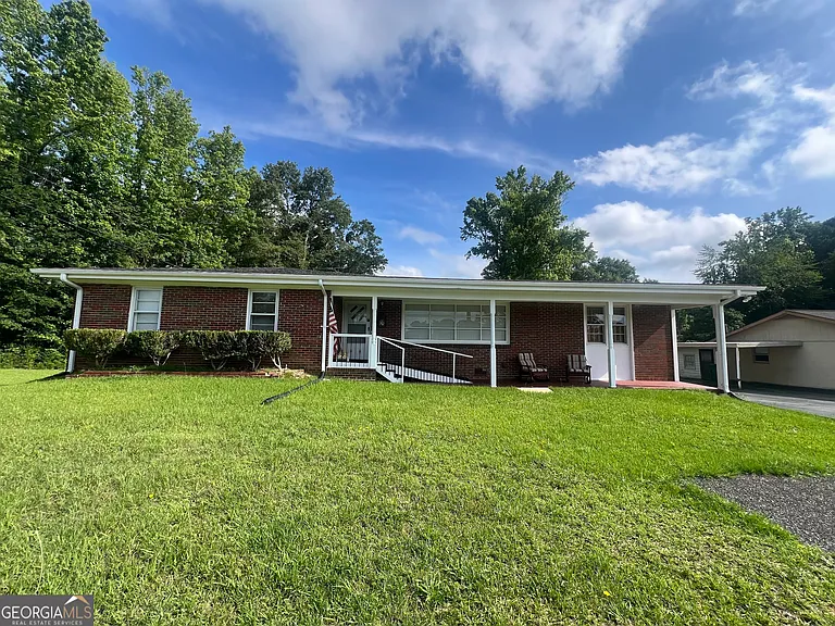 1064 Dallas Hwy — Photo 1