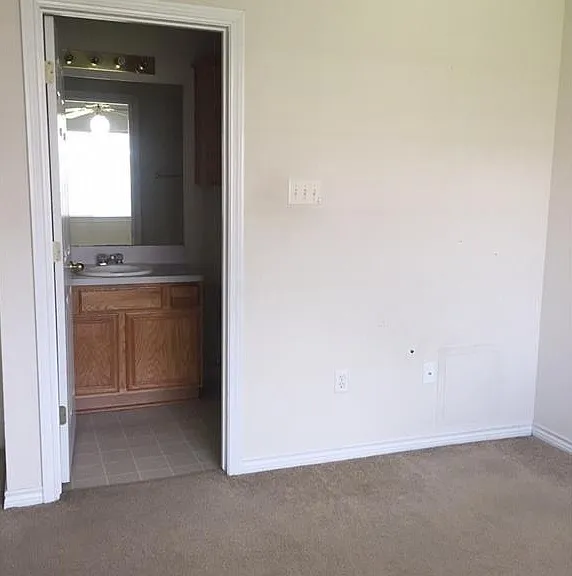 3756 Oldenburg Ln — Photo 3